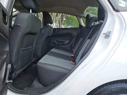 Used 2015 Ford Fiesta S image 7