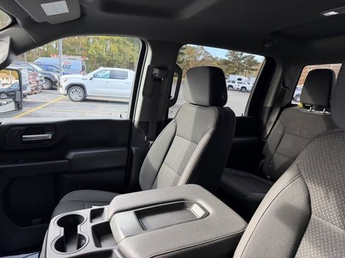 Used 2023 GMC Sierra 2500 Pro w/ Convenience Package image 10