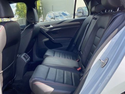 Used 2020 Volkswagen GTI SE image 12