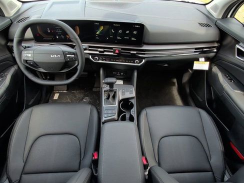 New 2026 Kia Sportage EX image 16