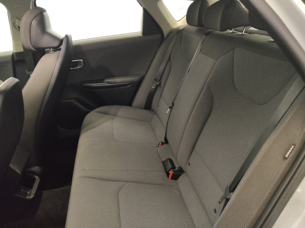 Used 2025 Kia K4 FWD image 18