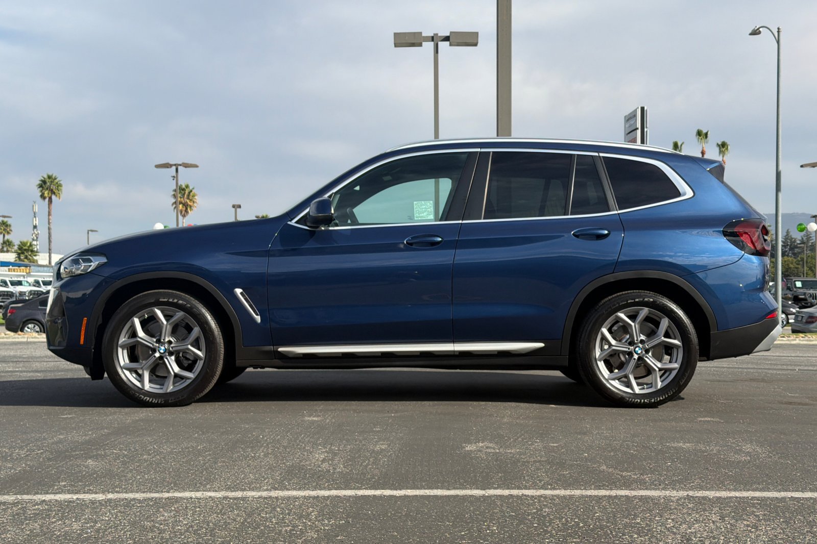Used 2023 BMW X3 sDrive30i w/ Convenience Package RWD image 7
