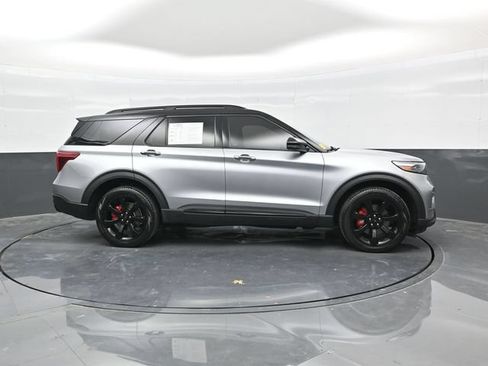 Used 2023 Ford Explorer ST w/ Equipment Group 401A AWD/4WD image 8