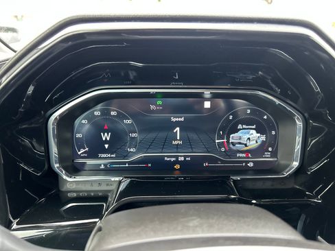 Used 2023 GMC Sierra 1500 SLE w/ X31 Off-Road Package image 10