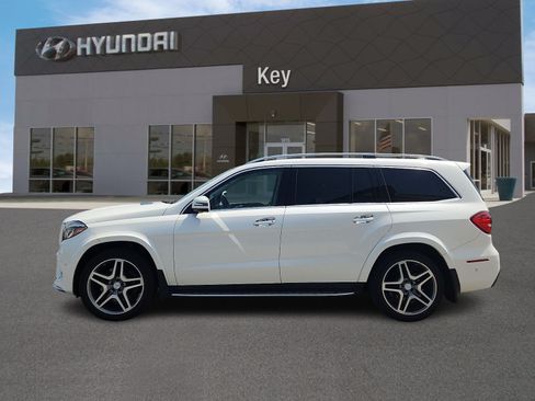 Used 2017 Mercedes-Benz GLS 550 4MATIC image 6