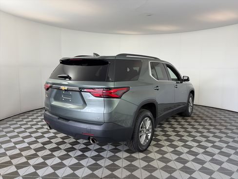 Used 2023 Chevrolet Traverse LT AWD/4WD image 11