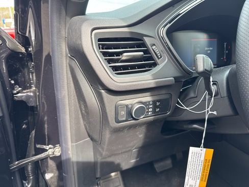 New 2025 Ford Escape ST-Line w/ Equipment Group 301A image 15