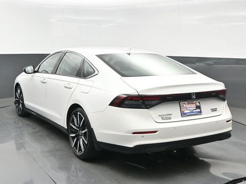 Certified 2023 Honda Accord Touring image 4