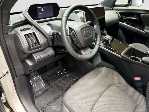 Used 2024 Toyota bZ4X XLE image 10