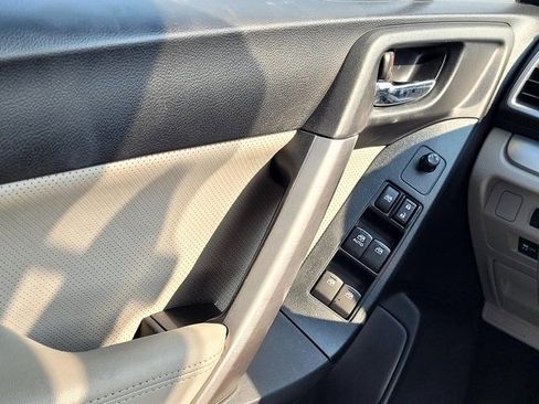 Used 2022 Subaru Forester Limited w/ Popular Package #3 image 29