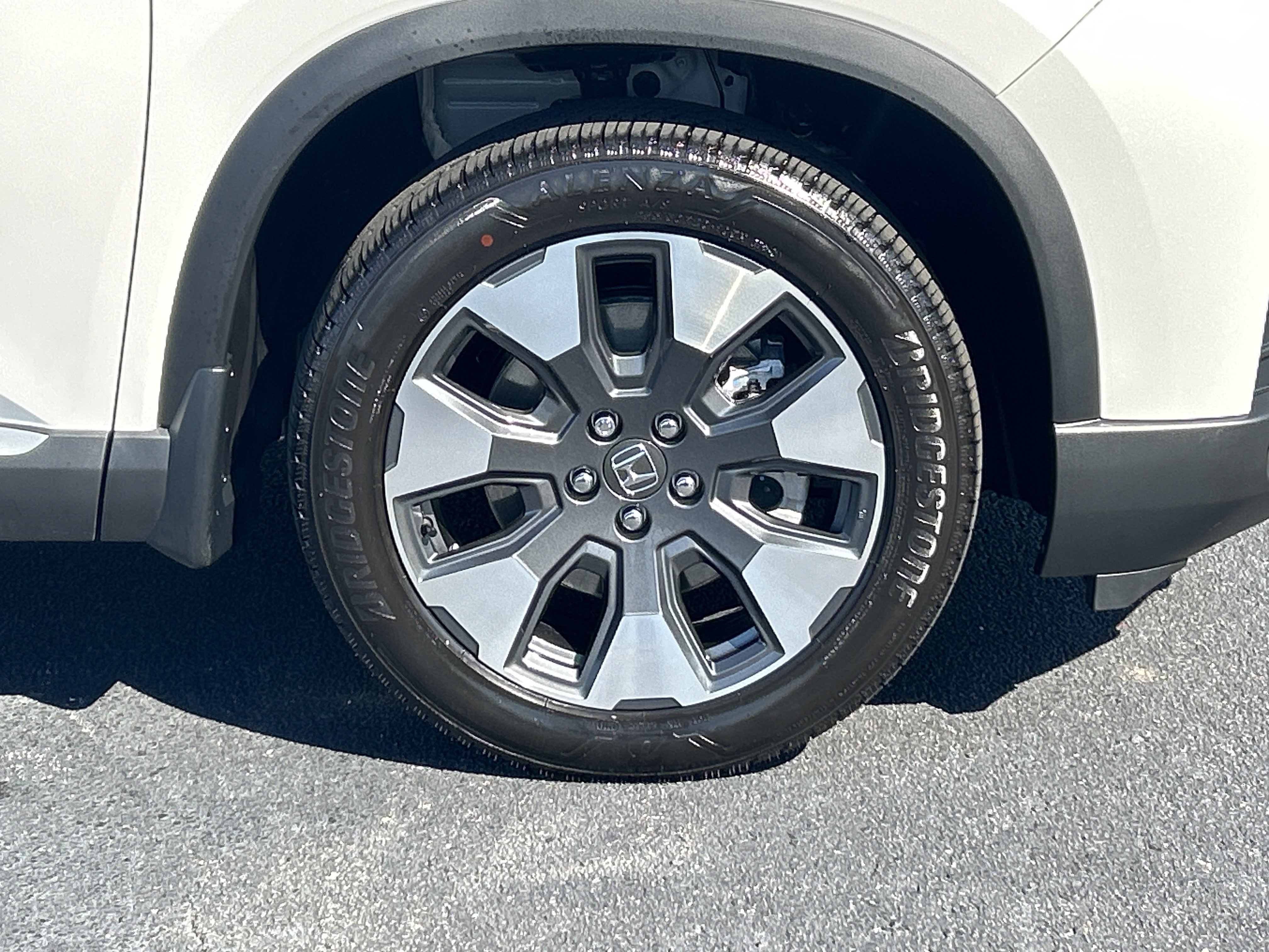 Used 2026 Honda Pilot Elite image 33