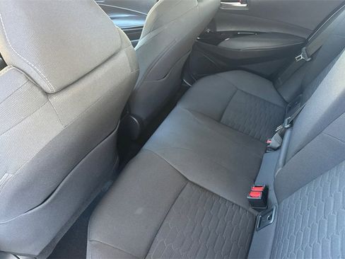 Used 2022 Toyota Corolla SE image 5