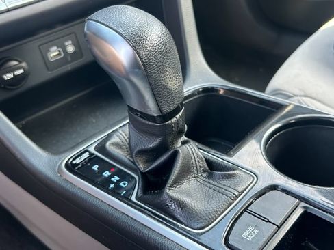 Used 2019 Hyundai Sonata SE FWD image 16