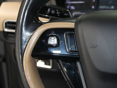 Used 2020 Lincoln Corsair Reserve image 37