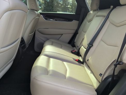 Used 2019 Cadillac XT5 Luxury image 11
