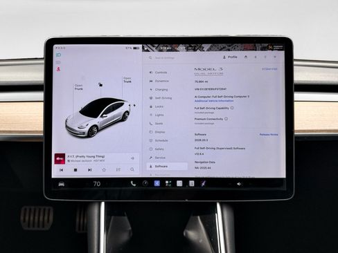 Used 2018 Tesla Model 3 Long Range AWD/4WD image 12