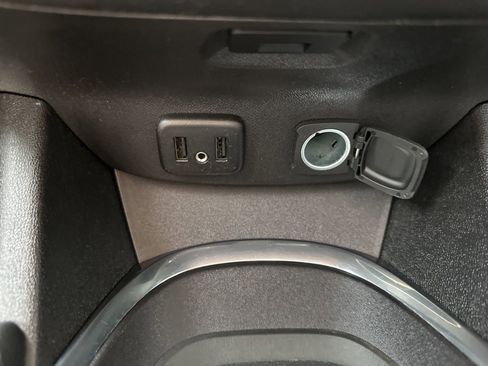 Used 2016 Chevrolet Malibu LT FWD image 20