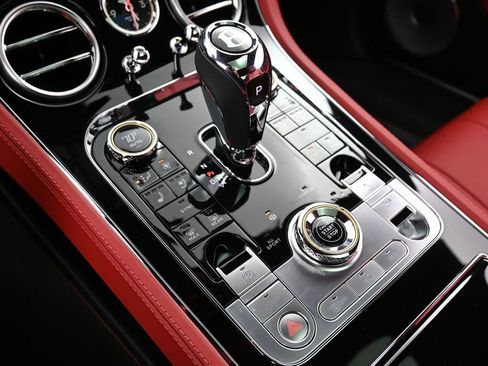 Used 2023 Bentley Continental GT V8 AWD/4WD image 23
