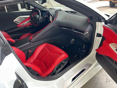 Used 2024 Chevrolet Corvette Stingray Preferred Conv w/ 2LT RWD image 28
