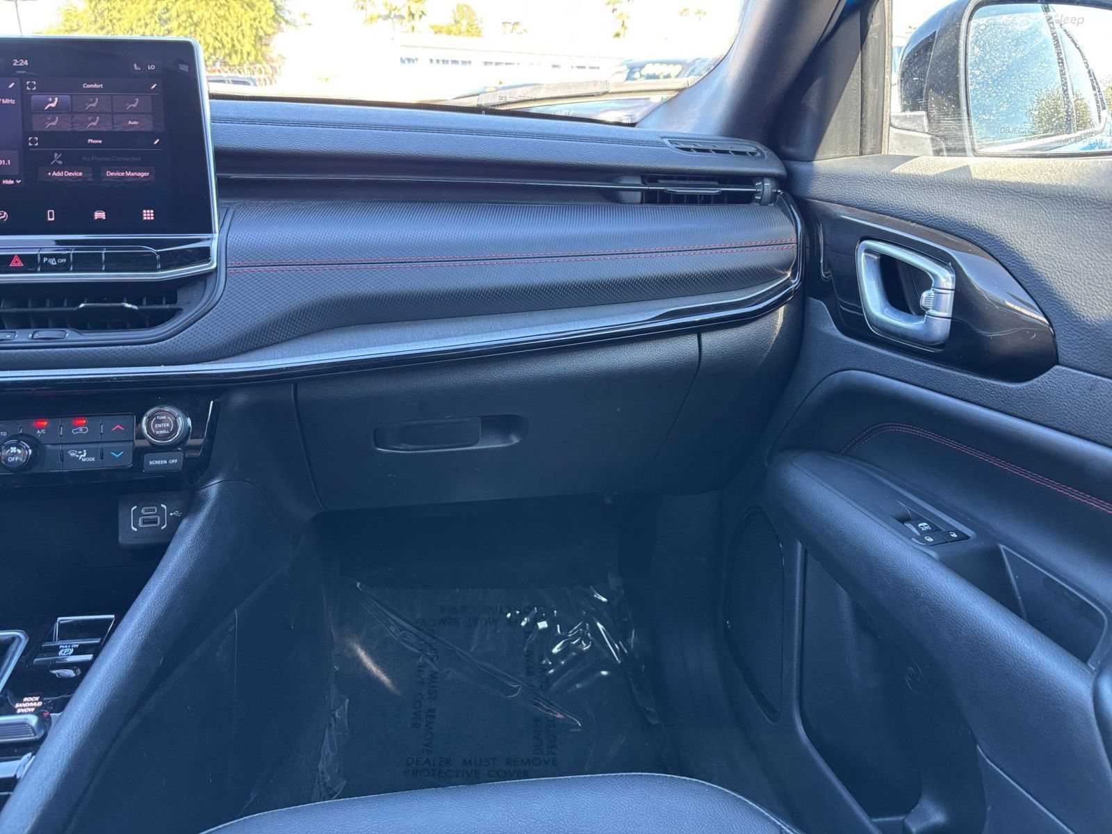 Used 2026 Jeep Compass Trailhawk AWD/4WD image 36