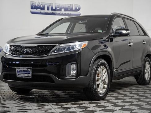 Used 2014 Kia Sorento LX w/ LX V6 Convenience Package image 3