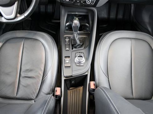 Used 2018 BMW X1 xDrive28i image 17