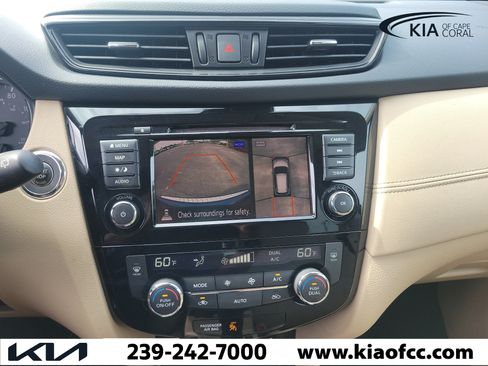 Used 2020 Nissan Rogue SL w/ Premium Package FWD image 29