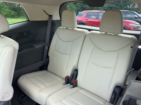 Used 2023 Cadillac XT6 Premium Luxury w/ Technology Package AWD/4WD image 42