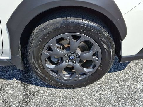 Certified 2022 Subaru Crosstrek 2.5i Sport w/ Moonroof Package AWD/4WD image 9