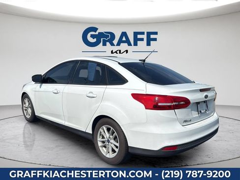 Used 2018 Ford Focus SE FWD image 7