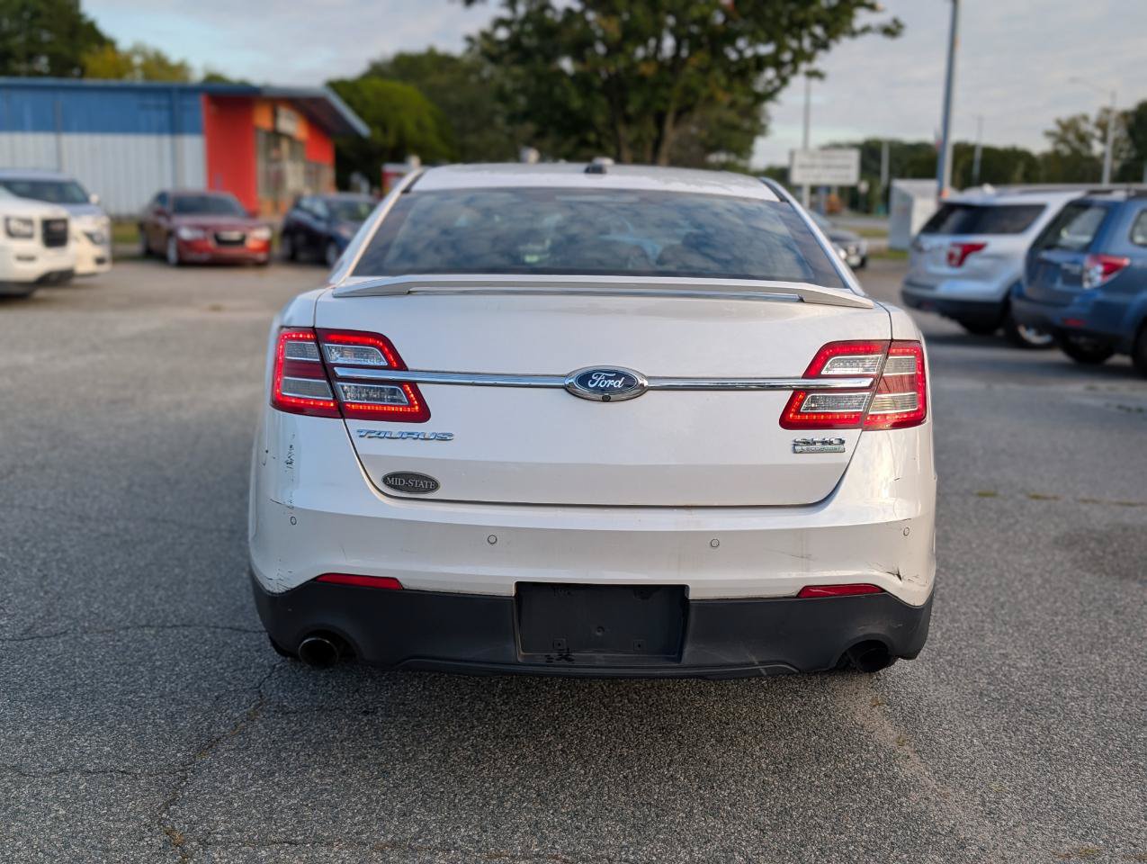 Used 2014 Ford Taurus SHO w/ Equipment Group 401A AWD/4WD image 4