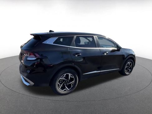 Used 2025 Kia Sportage LX image 15