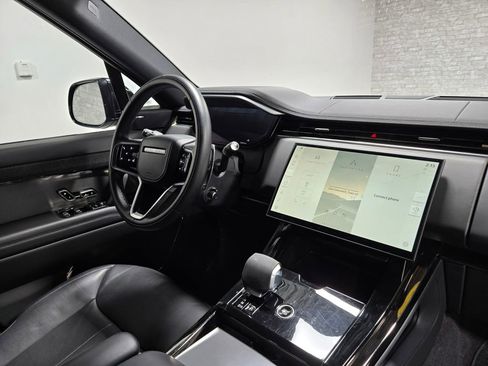 Used 2025 Land Rover Range Rover Sport SE image 59