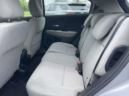 Used 2021 Honda HR-V LX image 10