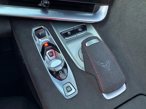 Used 2025 Chevrolet Corvette Stingray Premium Conv w/ Z51 Performance Package image 36