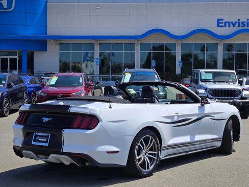 Used 2016 Ford Mustang Premium RWD image 7