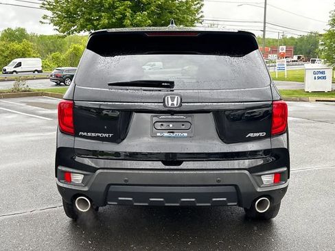 Used 2025 Honda Passport EX-L image 3