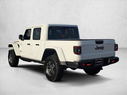 New 2026 Jeep Gladiator Mojave image 9