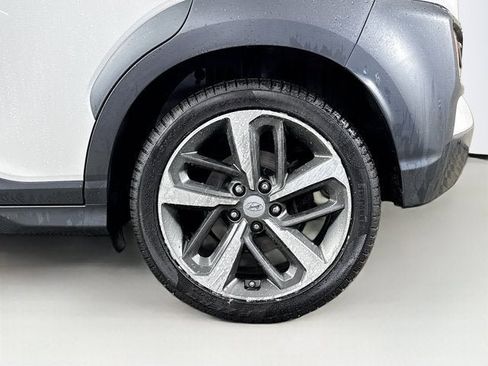 Used 2021 Hyundai Kona Limited image 30