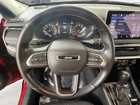 Used 2022 Jeep Compass Limited AWD/4WD image 11