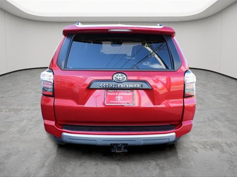 Certified 2023 Toyota 4Runner TRD Off-Road Premium image 4