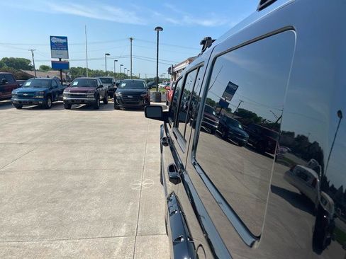 Used 2007 Jeep Commander Limited w/ Trailer Tow Group IV AWD/4WD image 13