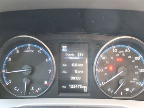 Used 2018 Toyota RAV4 LE w/ All Weather Liner Package FWD image 26
