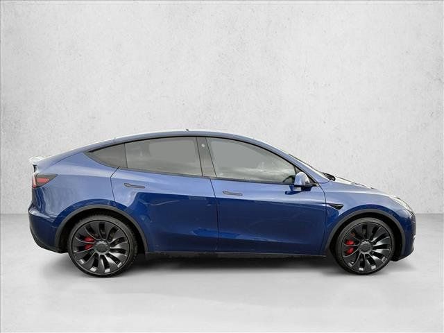 Used 2022 Tesla Model Y Performance AWD/4WD image 4