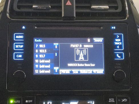 Used 2018 Toyota Prius Two w/ Prius Two Safety Plus Package FWD image 25