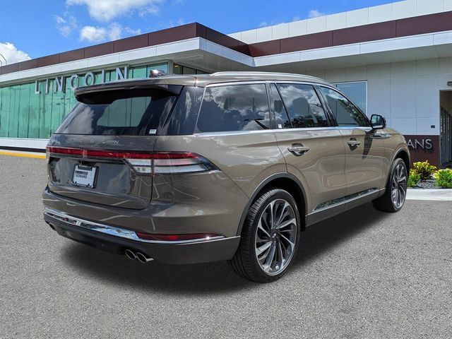 New 2026 Lincoln Aviator Reserve AWD/4WD image 4