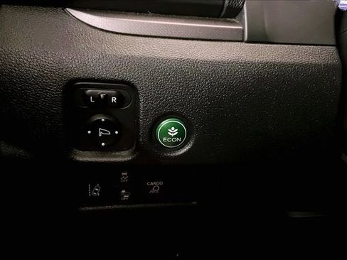 Used 2021 Honda Ridgeline Sport image 30