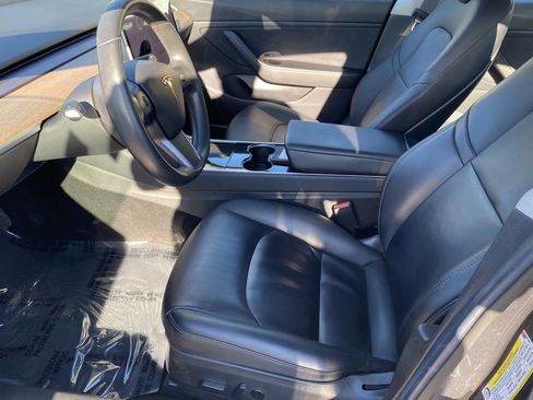 Used 2017 Tesla Model 3 Long Range image 11