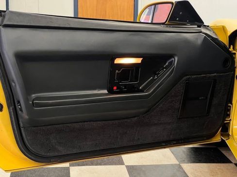 Used 1986 Chevrolet Corvette Convertible image 27