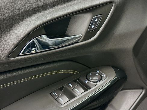 Used 2024 Chevrolet Trax ACTIV w/ Sunroof Package FWD image 15